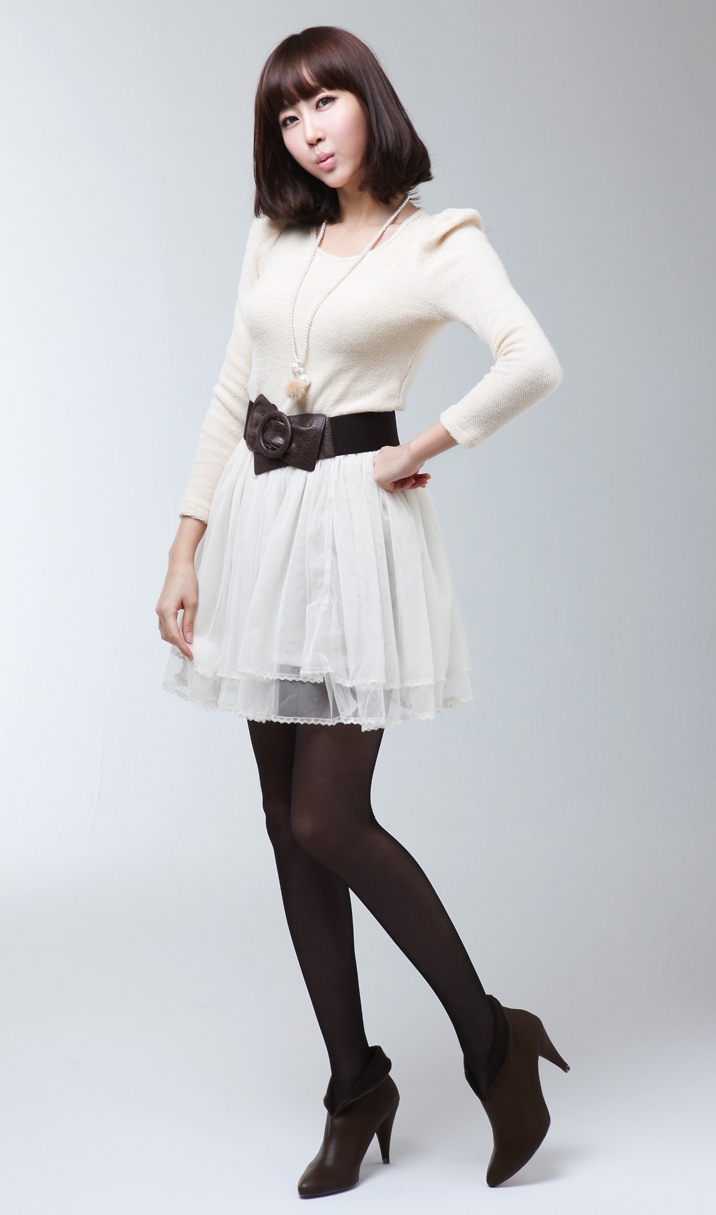 Brunette Asian Girl wearing Black Opaque Pantyhose and White Tulle Short Skirt